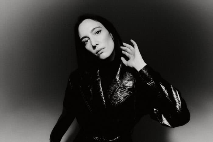 Amelie Lens spricht offen über Fehlgeburt und bricht das Schweigen