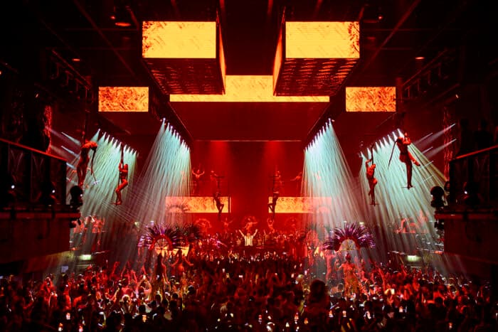 Freitags gehört David Guetta: Galactic Circus kehrt 2026 ins [UNVRS] Ibiza zurück