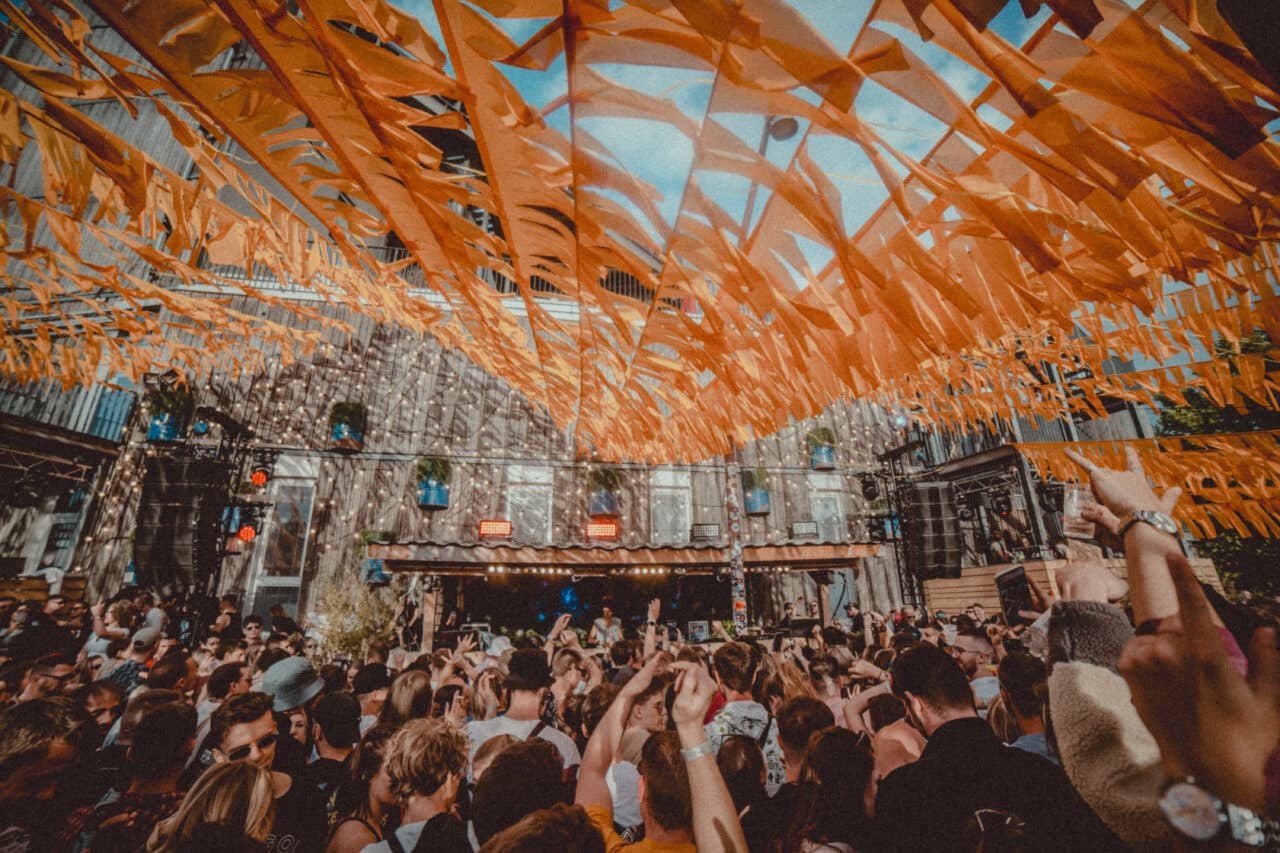 Sven Väth, Joseph Capriati, Loco Dice & Co. steuern den Hafen 49 in die Open-Air-Saison 2026