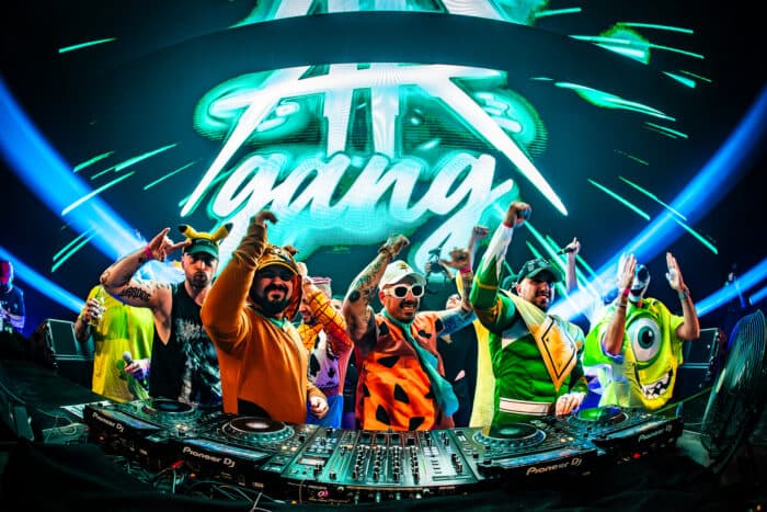 „THE AR GANG SHOW“: Musical Madness und die AR Gang übernehmen Düsseldorf