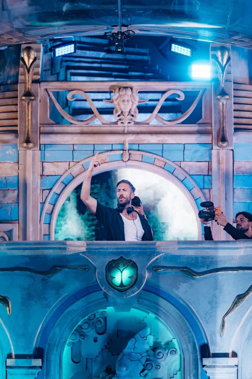 Fast eine Stunde, fast nur Welthits: So lief Calvin Harris’ Tomorrowland-Debüt