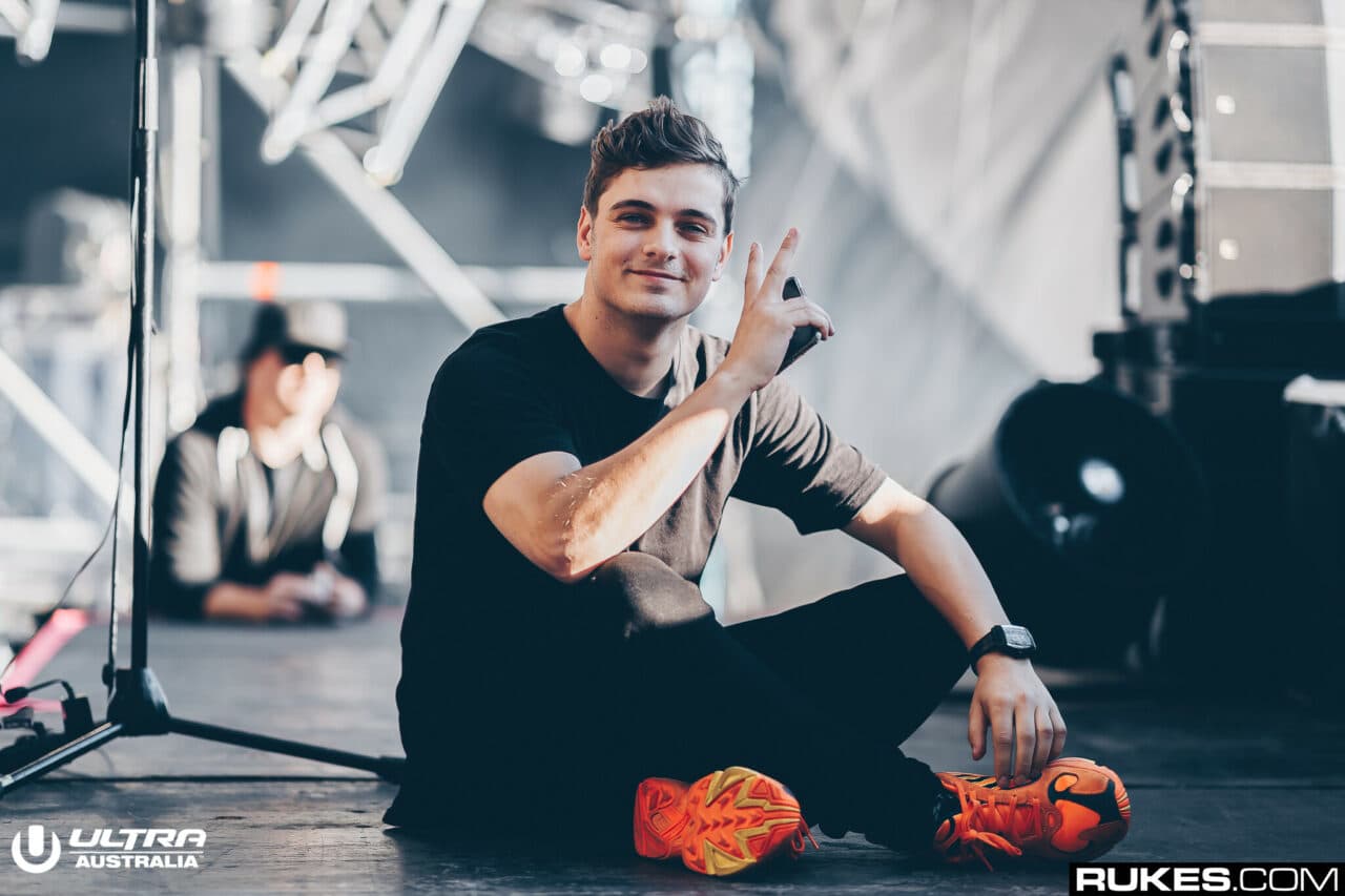 Überraschung: Martin Garrix veröffentlicht Ultra-Intro & Mega-ID „Mistaken“
