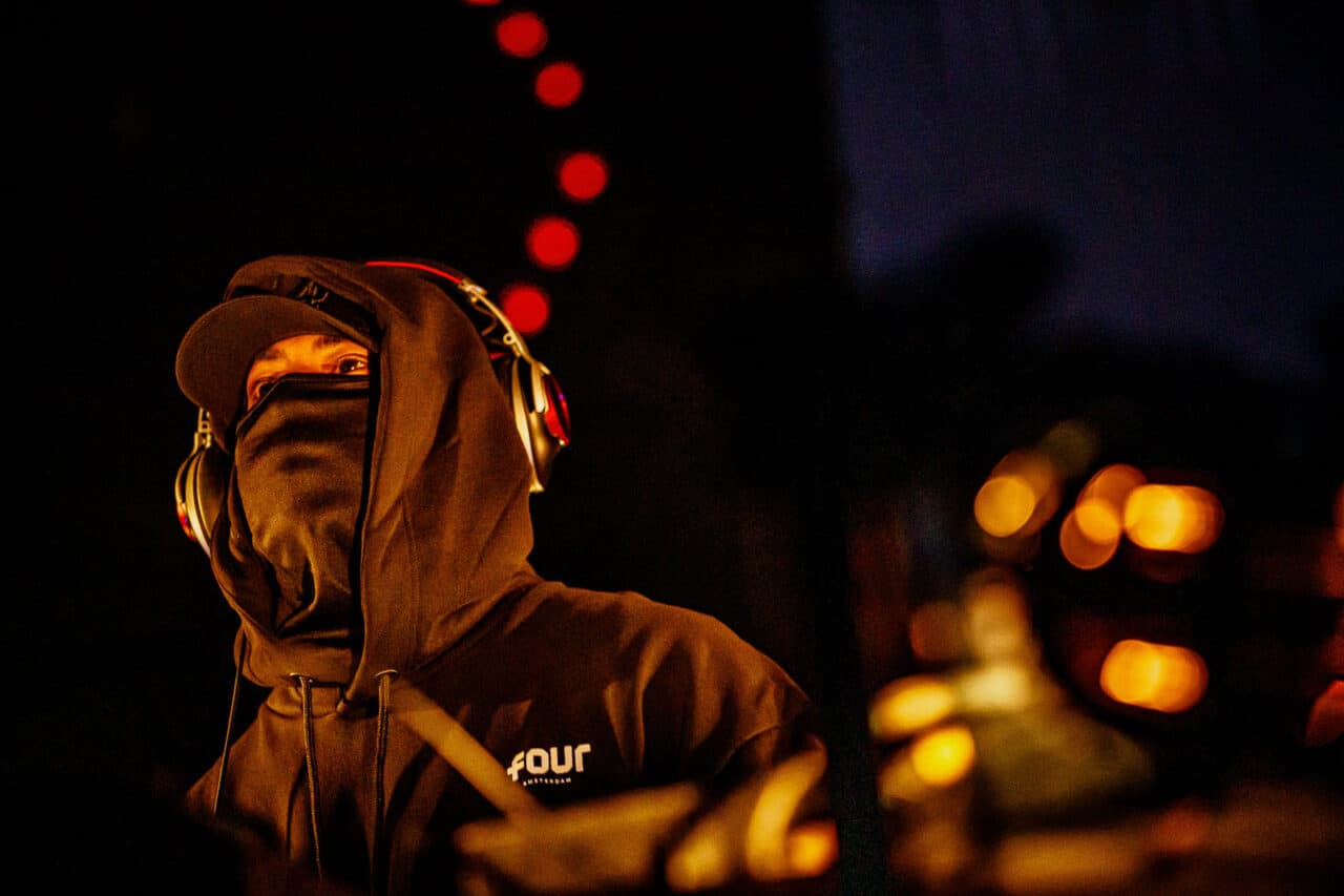 Der mysteriöse DJ Mr. X vom ADE ist nicht Hardwell!