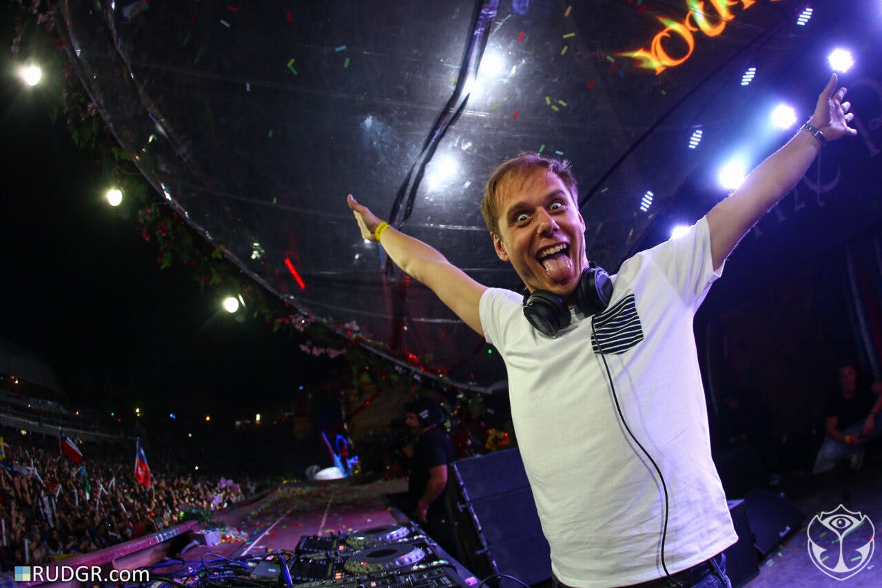 87 Tracks! Armin van Buuren releast Remix-Album zu „Balance“