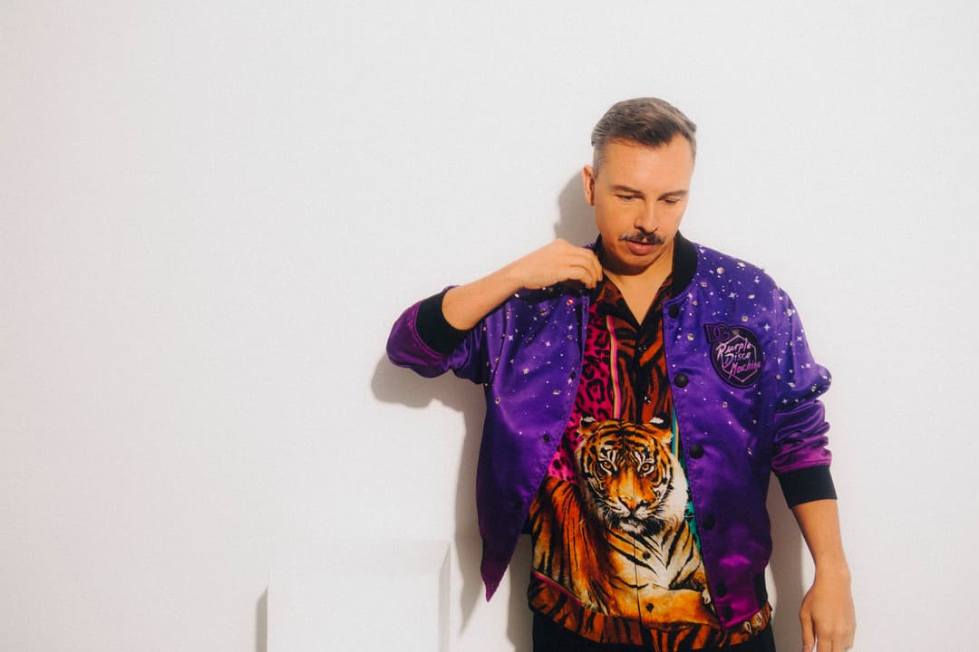 Purple Disco Machine setzt in Dresden auf ein Café abseits des Clubbetriebs