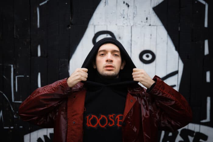 Von Schatten und Licht: Maike Depas veröffentlicht seine EP „Euphoria“