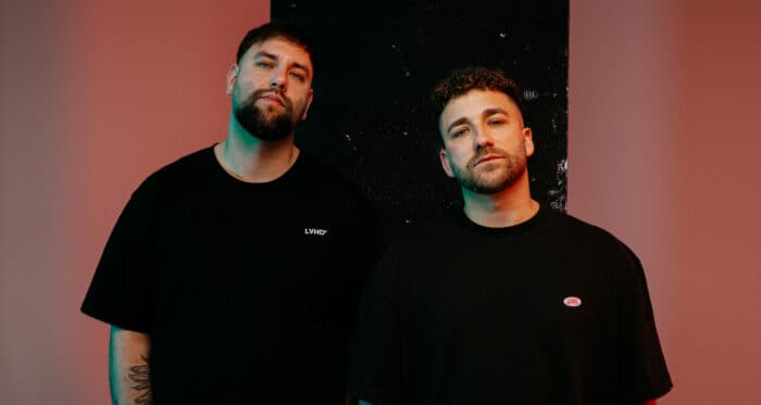 Hypertechno-Hymne: Fappe & Bru feiern das Leben mit „This Is My Life“