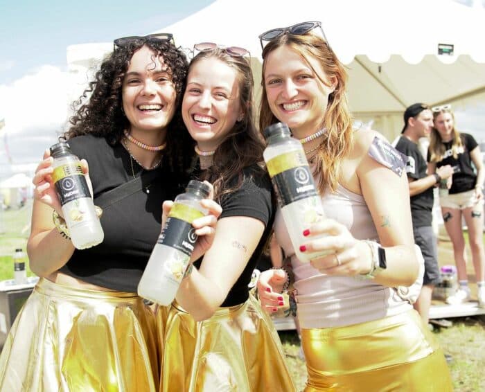 HYDR8 – für mehr Energie auf Festivals und in Clubs