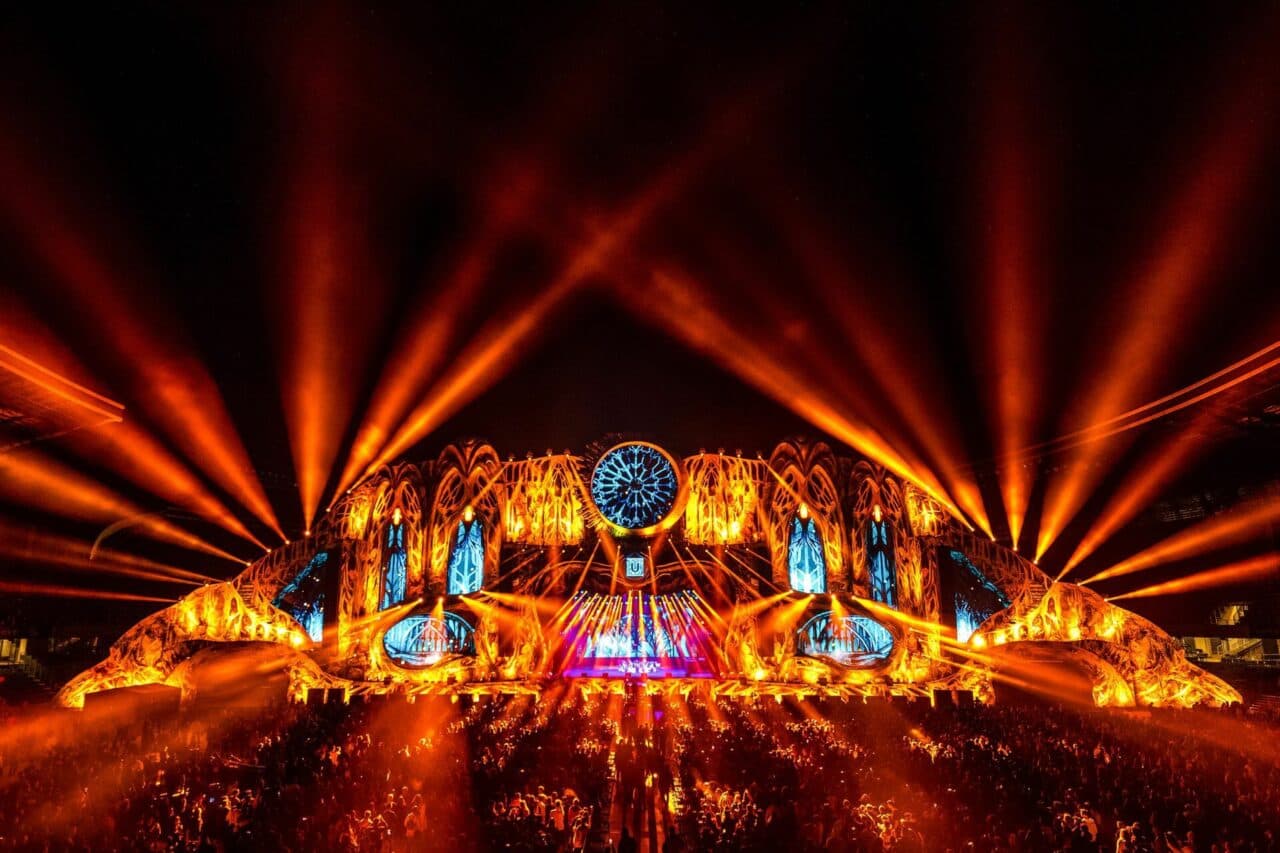 Road to UNTOLD 2025: So reist du an, schläfst gut – und feierst besser