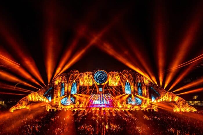 Road to UNTOLD 2025: So reist du an, schläfst gut – und feierst besser