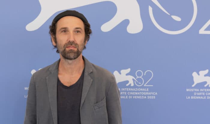 Ohne Helm: Thomas Bangalter (Daft Punk) spielt erstes DJ-Set seit 24 Jahren
