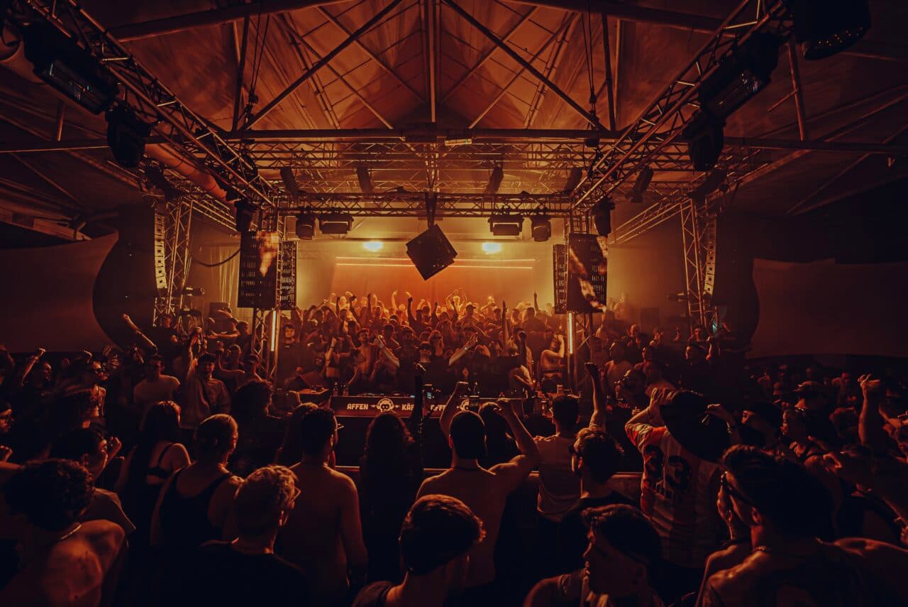 Half Night Long: Chris El Greco übernimmt die BLCKBX im Bootshaus