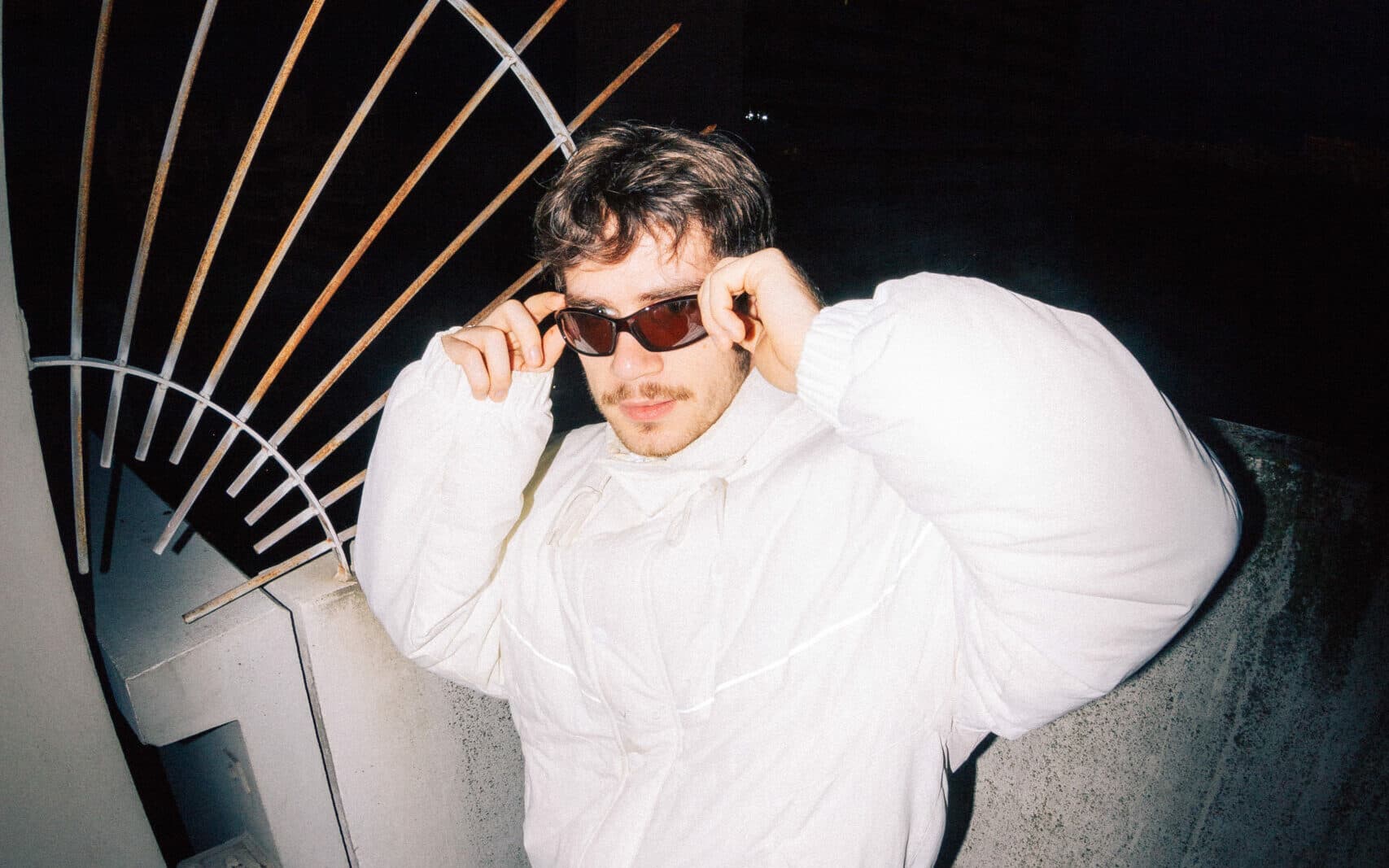 XETEX bringt UK Garage auf den Floor: „FEELURBODY“ geht direkt in die Beine