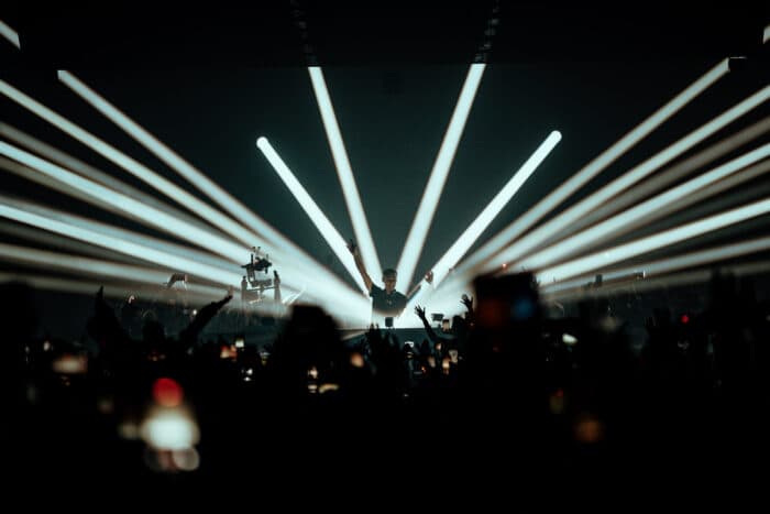 A State of Trance 2027: Armin van Buuren spielt exklusives Vinyl-Set