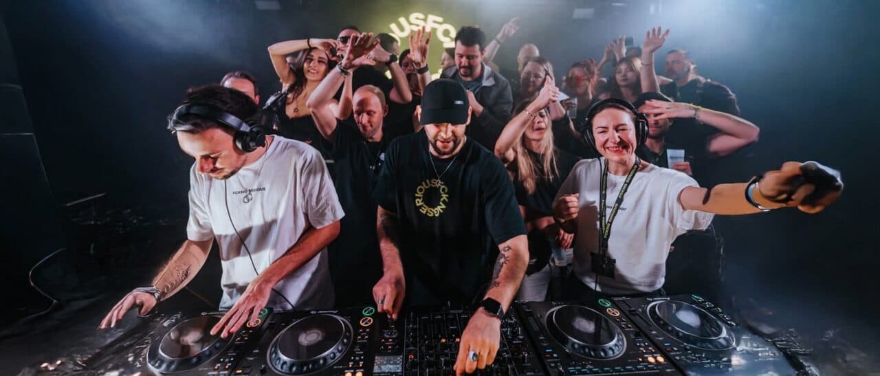 Nach elf Jahren: FCKNG SERIOUS öffnet sein Label für neue Artists