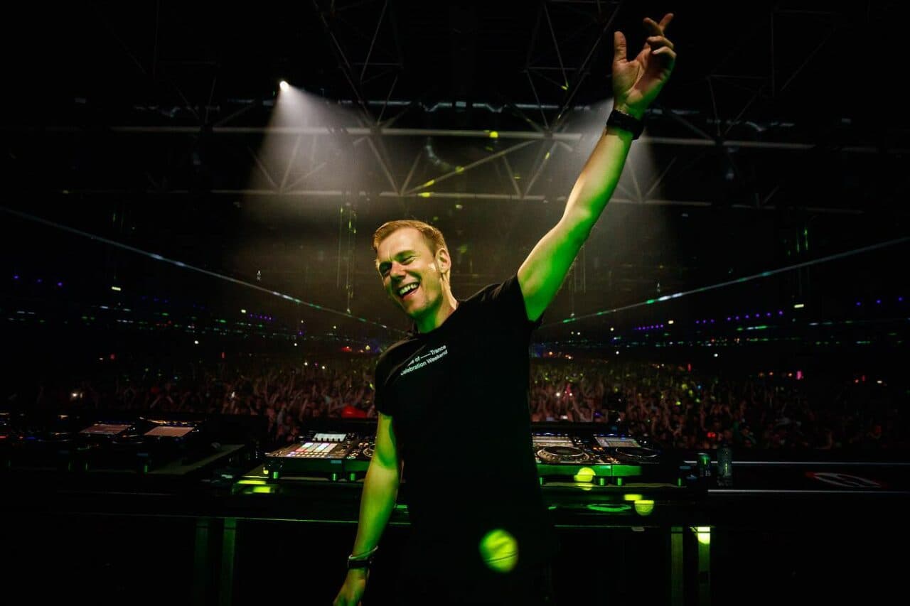 Armin van Buuren prepara estreia histórica do A State of Trance nos Estados Unidos